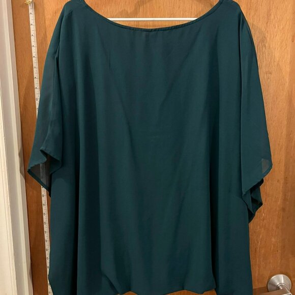 Size 5X - In'Voland - Green Flowy Pullover Blouse - Picture 5 of 6